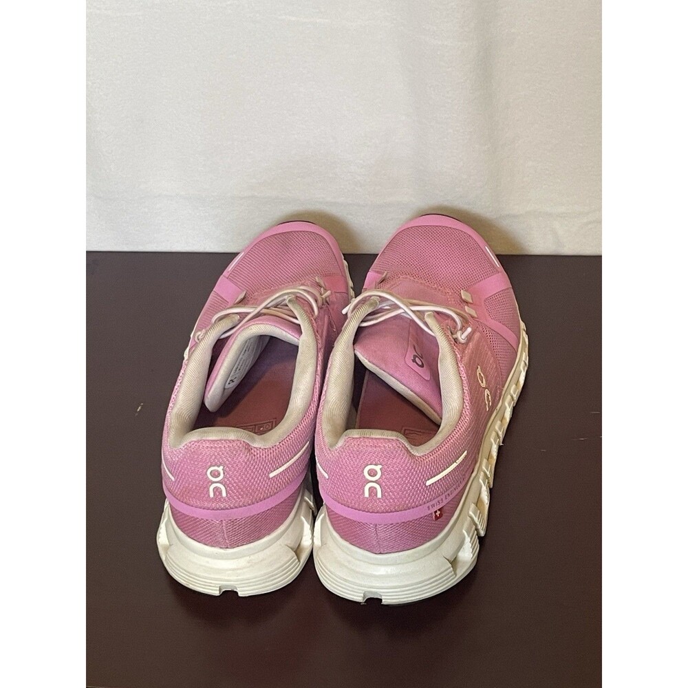 On Cloud 6 Raspberry/White Women's Size 10 Mesh Low Top Lace-Up Sneakers - Picture 4 of 10